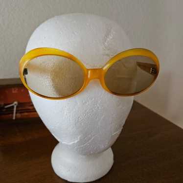 Vintage 1960's Mod Sunglasses