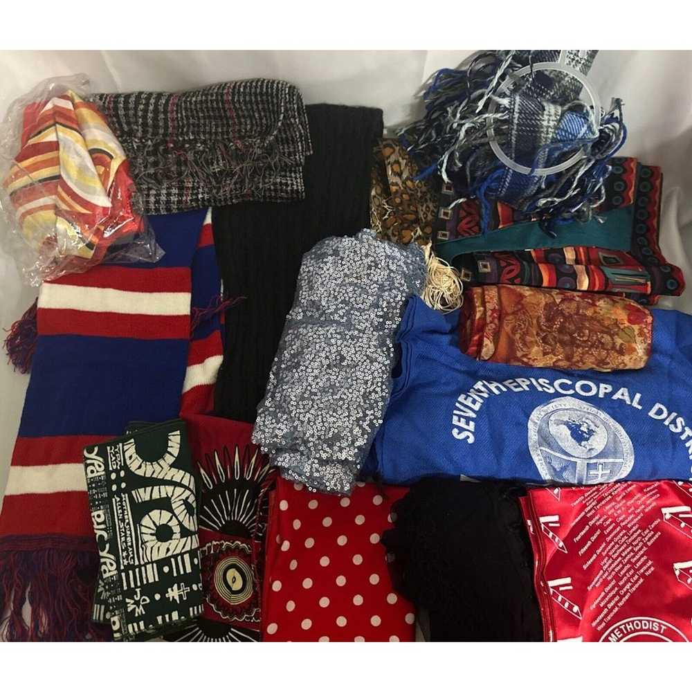 Mixed Lot Of 15 Vintage to Now Women’s Scarves He… - image 2