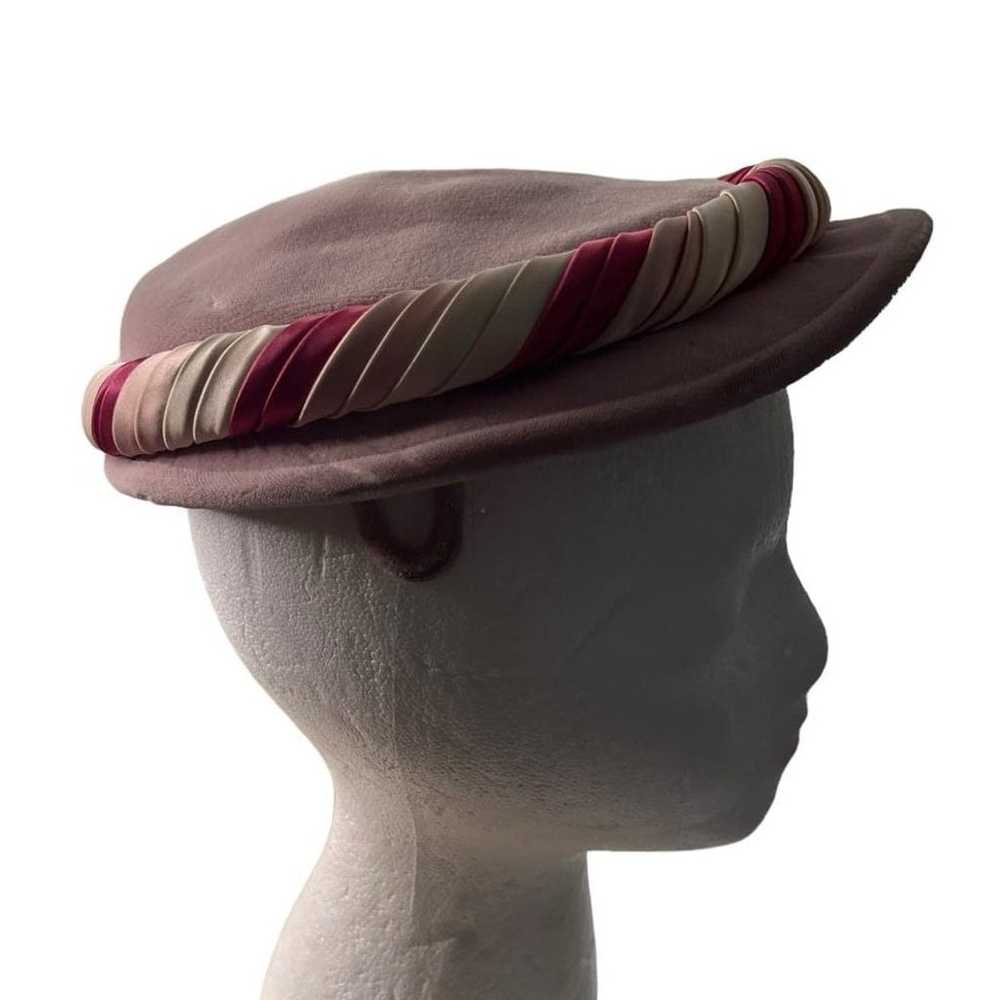 Carol velvet pale pink vintage hat with white and… - image 2