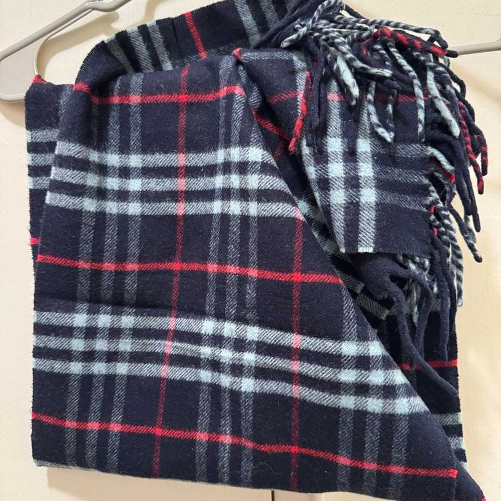 Burberry Vintage Scarf 100% lambswool - image 6