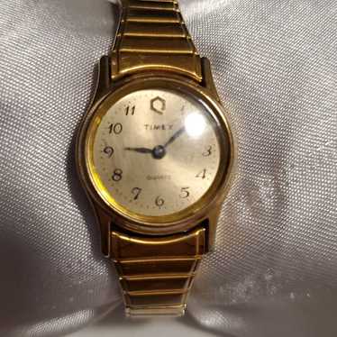 Vintage Womens Timex Watch