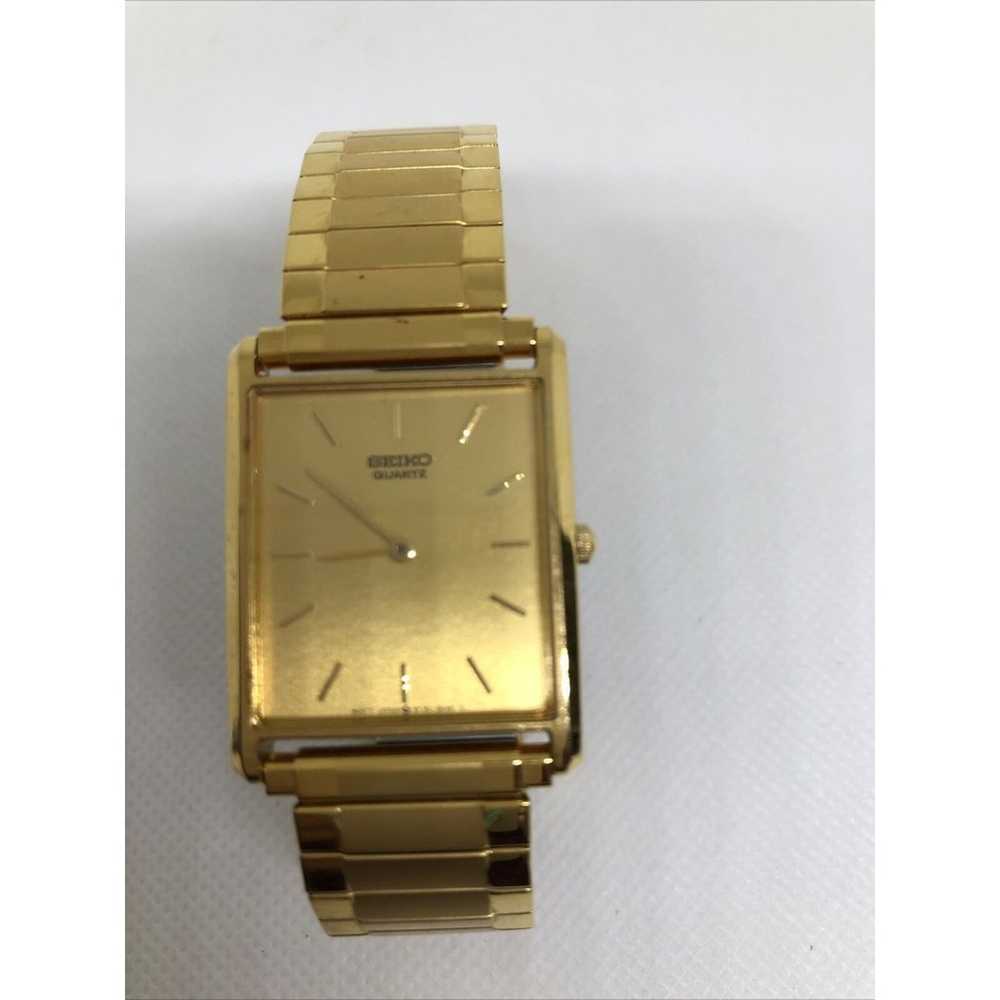 Vintage Seiko Woman’s  5Y30-5069 Gold Tone Dial Q… - image 4