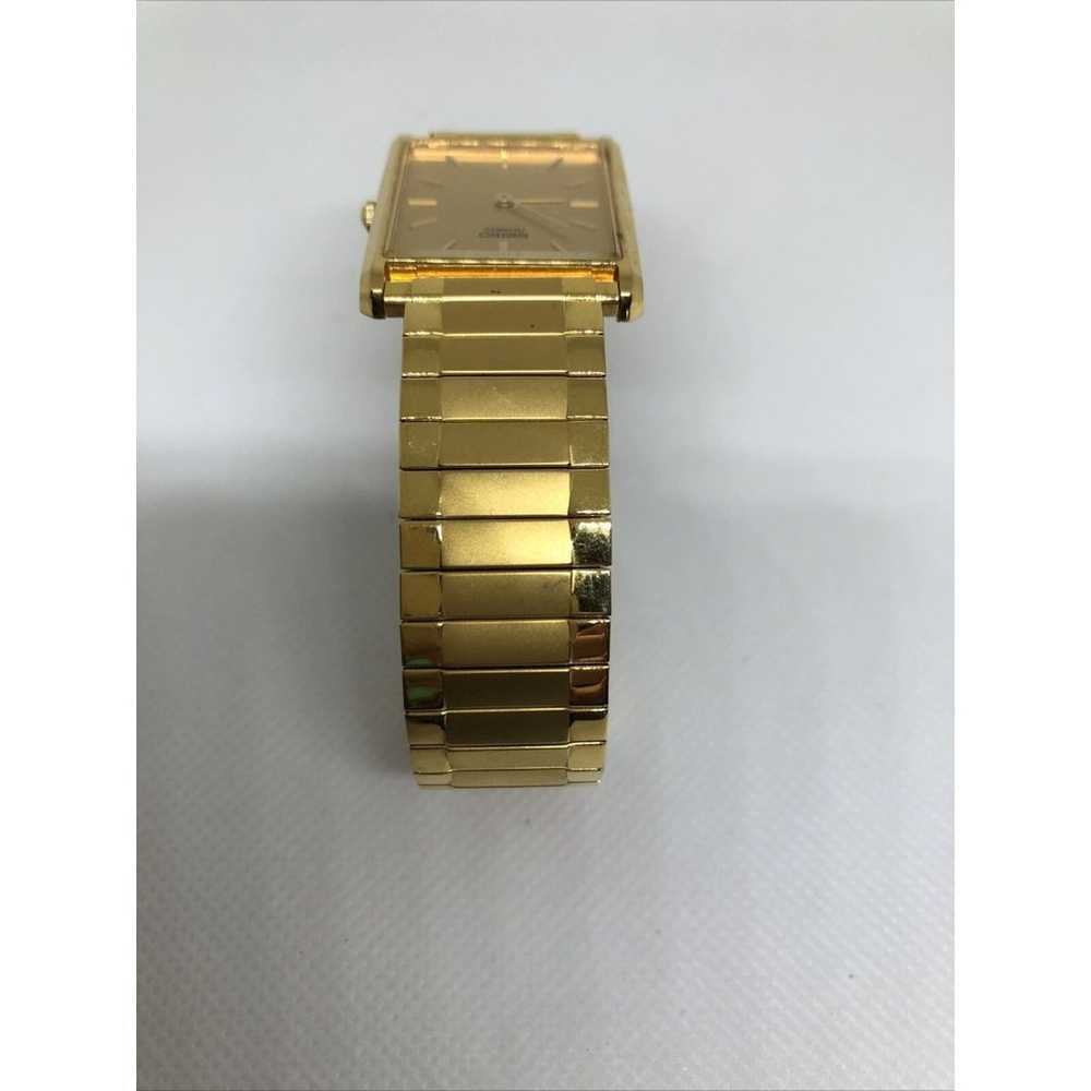 Vintage Seiko Woman’s  5Y30-5069 Gold Tone Dial Q… - image 8