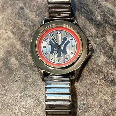 RARE Vintage 1998 NY Yankees Rare Watch - image 1