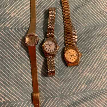 Lot of 3 watches womans vintage workimg