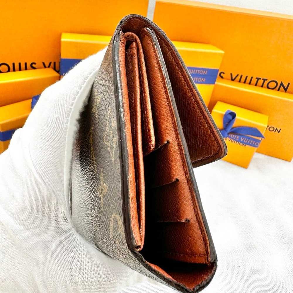 Louis Vuitton Crossbody Wallet - image 11