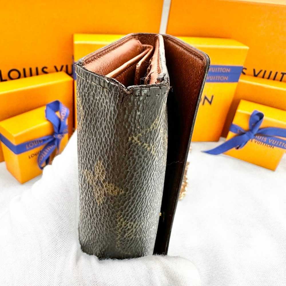 Louis Vuitton Crossbody Wallet - image 12