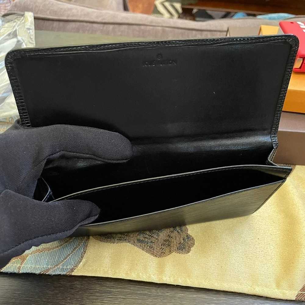 Authentic LV EPI slim vintage wallet - image 5