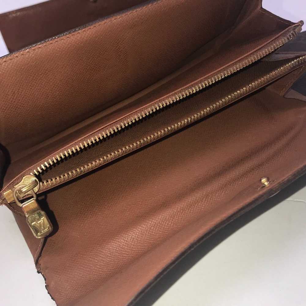 Authentic Louis Vuitton  Sarah purse - image 8