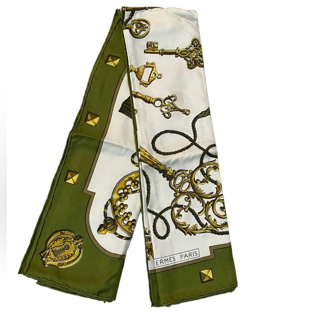 HERMES 100% Silk Scarf Carre 90s Les Cles Green K… - image 3