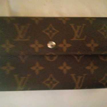 Louis Vuitton wallet women - image 1