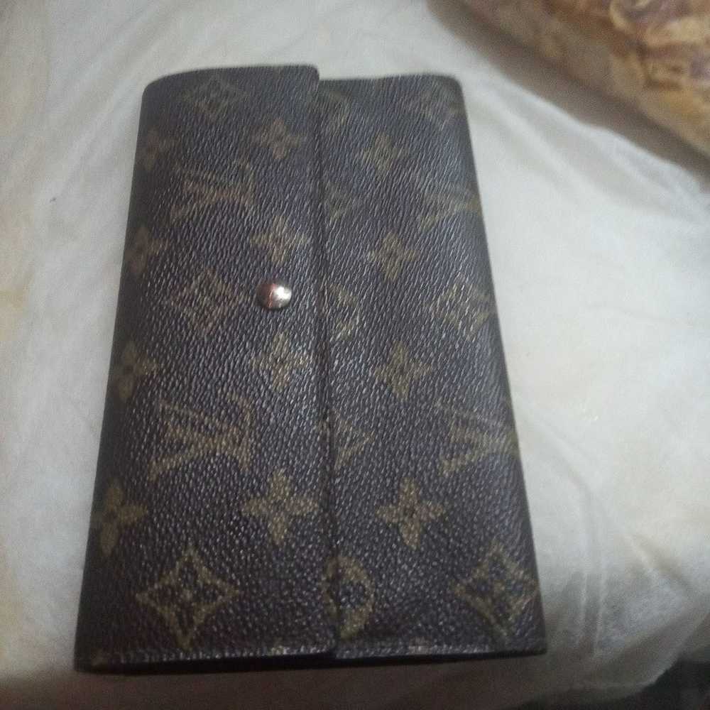 Louis Vuitton wallet women - image 9