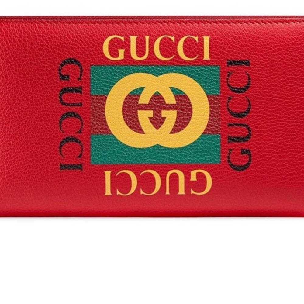 Authentic Gucci Print leather zip around - image 1