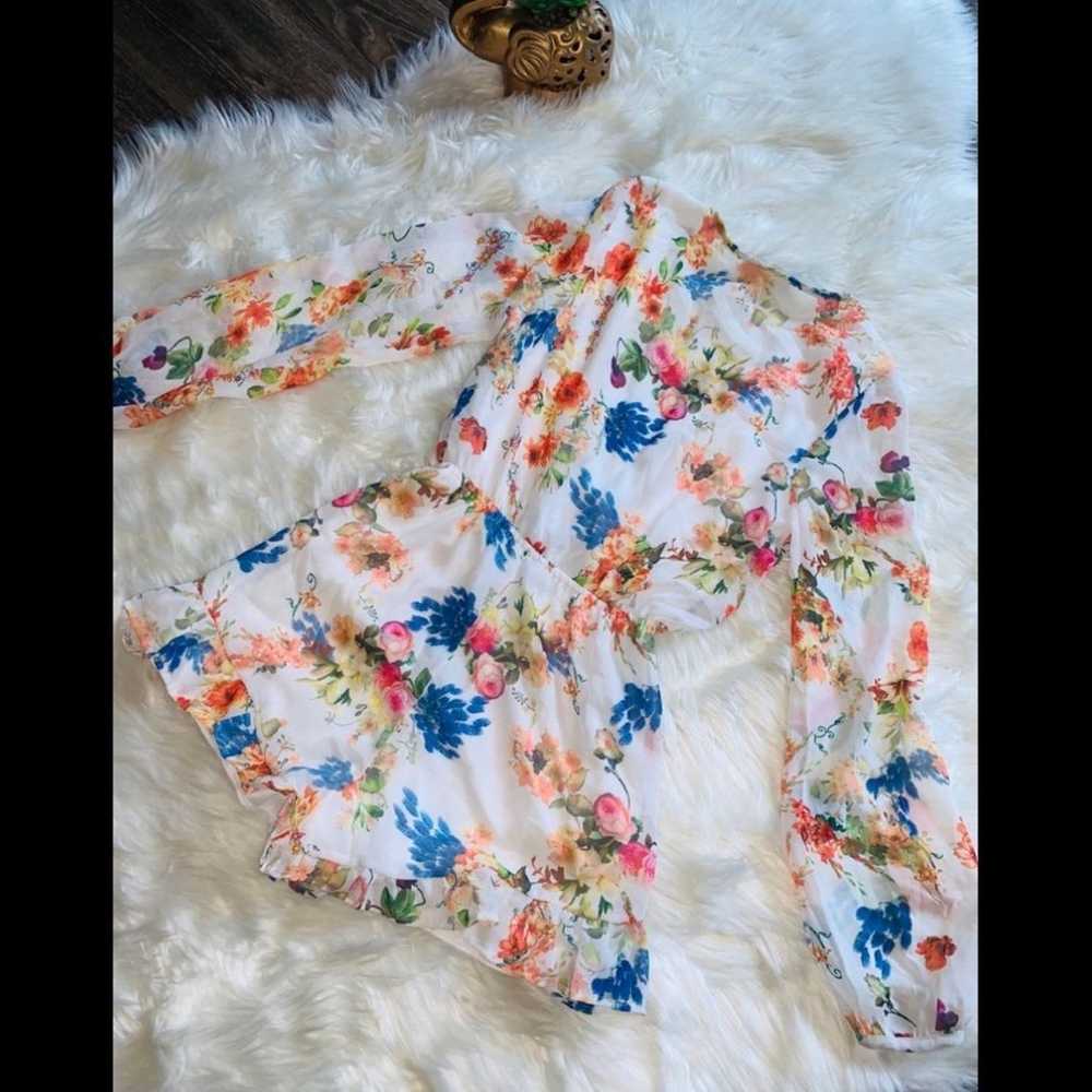 NWOT Romeo & Juliet Couture Ivory Floral Romper - image 8