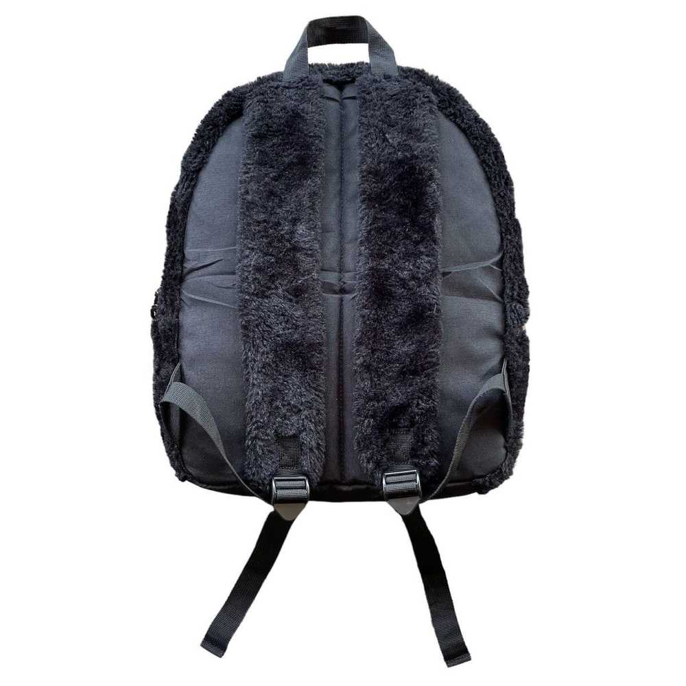 Issey Miyake × Ne-Net Ne-Net Fuzzy Cat Backpack - image 2