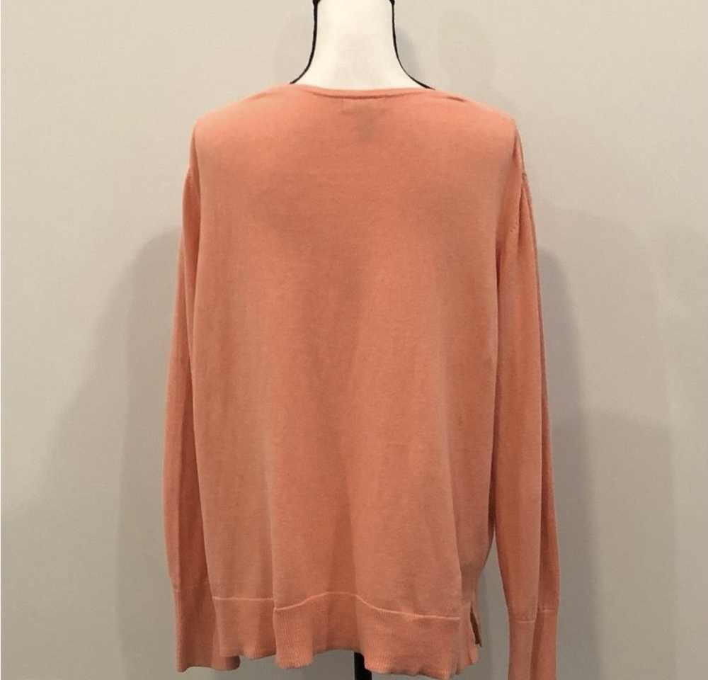 Gap Gap V-Neck Sweater - image 3