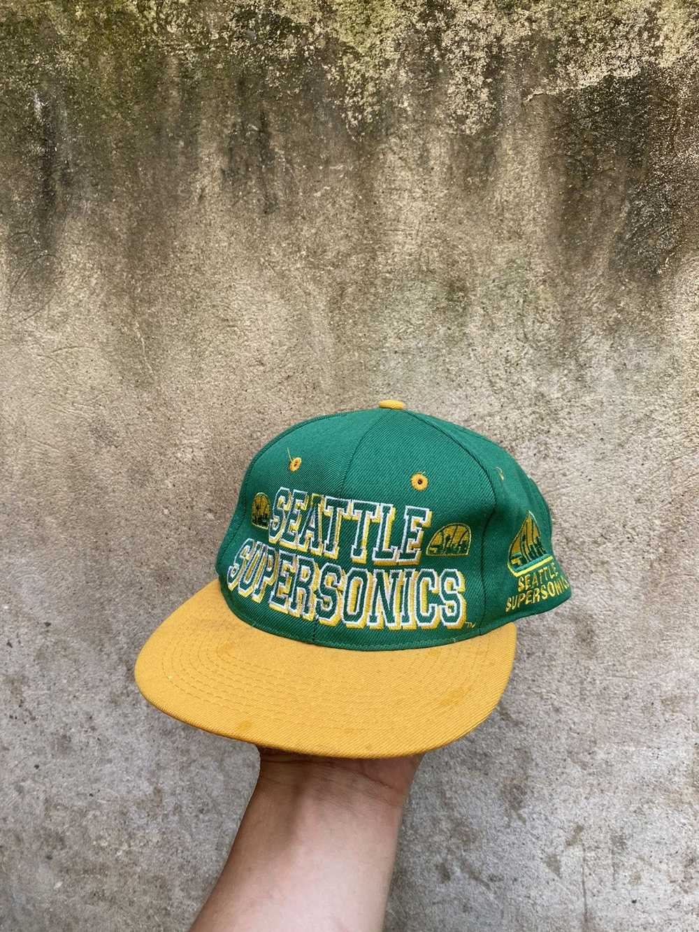 NBA × Rare × Vintage Vintage 90s Seattle SuperSon… - image 1