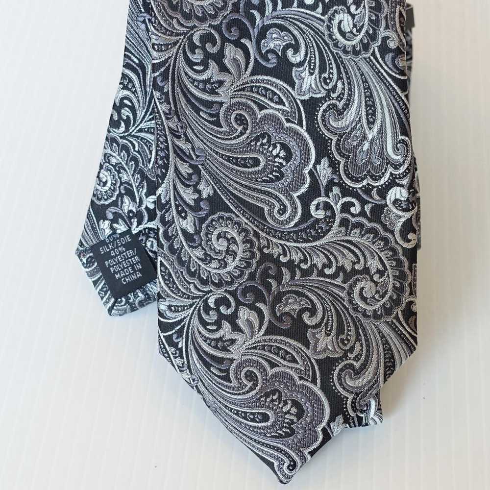 Geoffrey Beene Silk tie - image 2