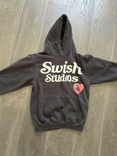 Streetwear Swish Studios hoodie