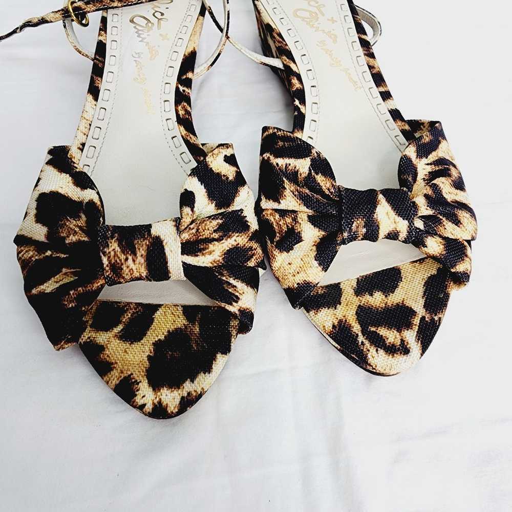 Alice + Olivia Alice + Olivia Alexi Leopard Print… - image 2