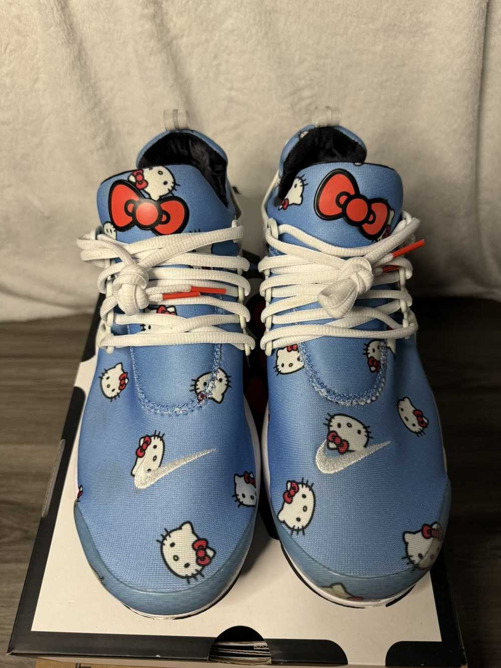 Nike Hello Kitty x Air Presto 'University Blue' 2… - image 3