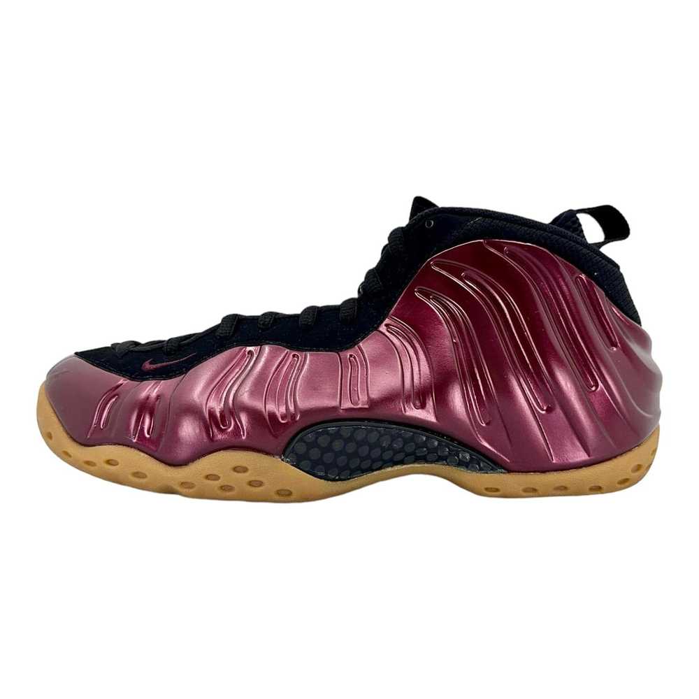 Nike Air Foamposite One Maroon - image 2