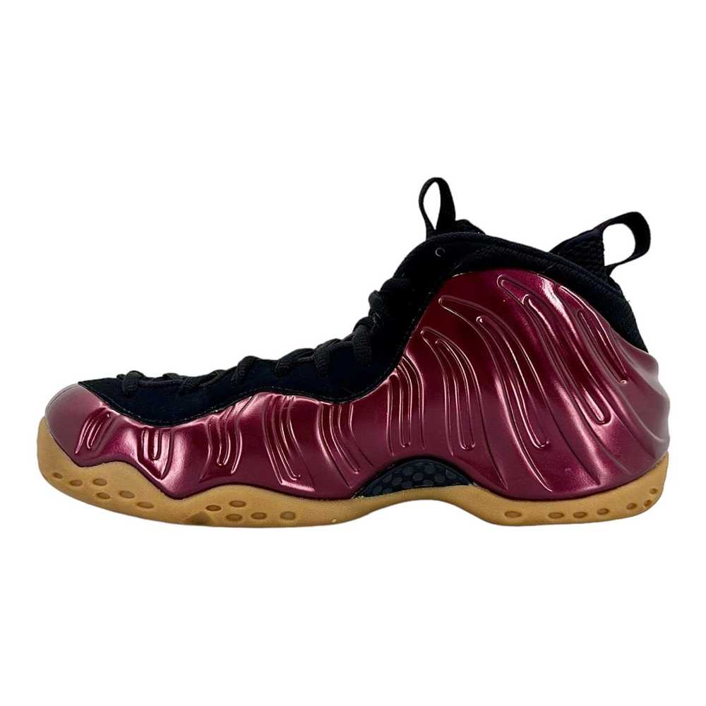 Nike Air Foamposite One Maroon - image 3