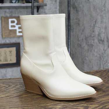 Designer Universal Thread Aubree Ankle Boots 8837… - image 1