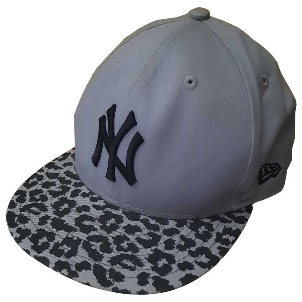 NEW Era Cloth cap - image 1