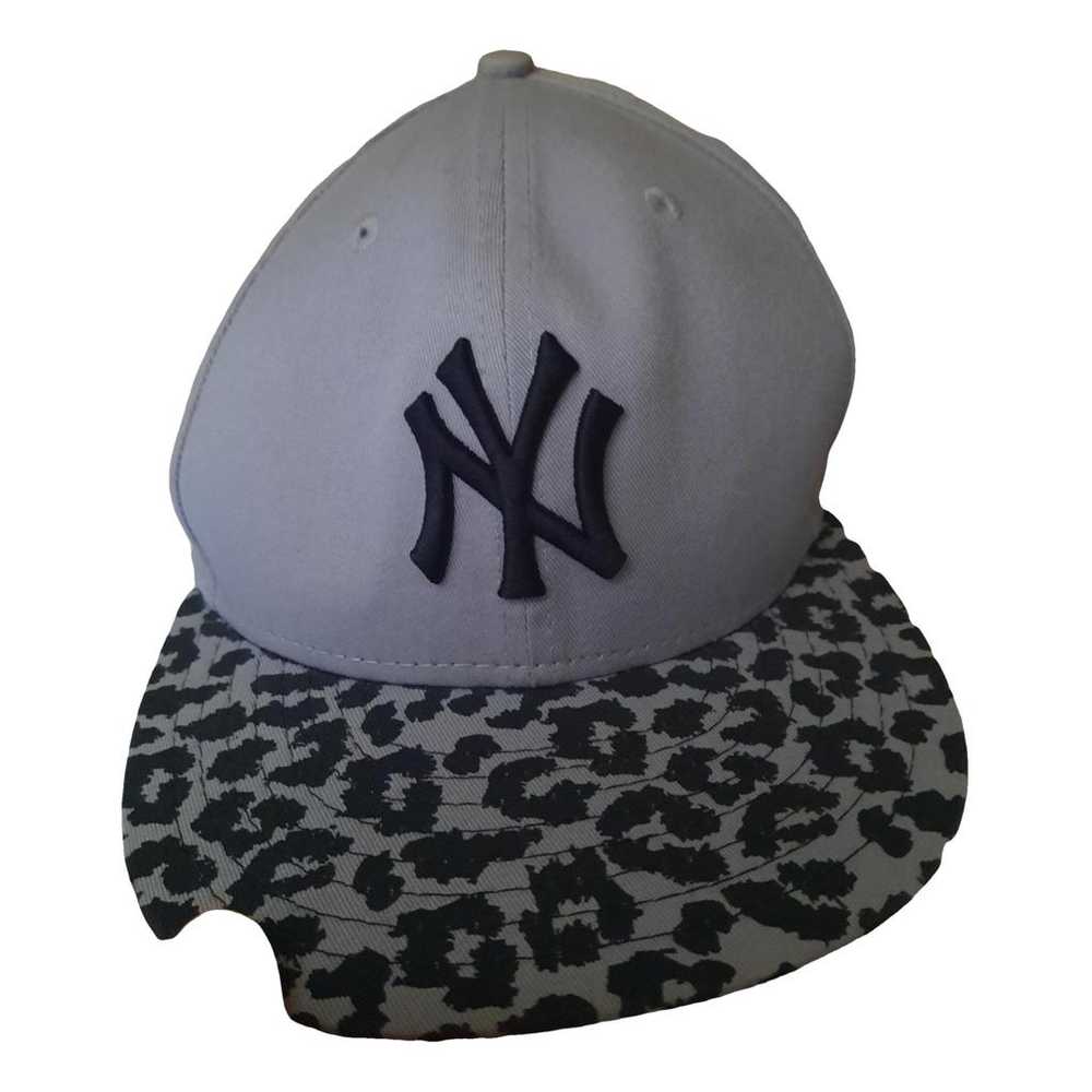 NEW Era Cloth cap - image 2