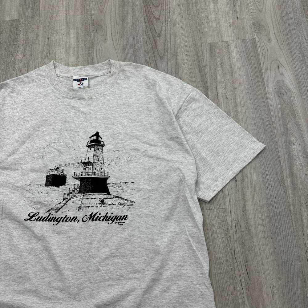 Vintage Vintage Ludington Michigan Shirt Men's Ex… - image 2