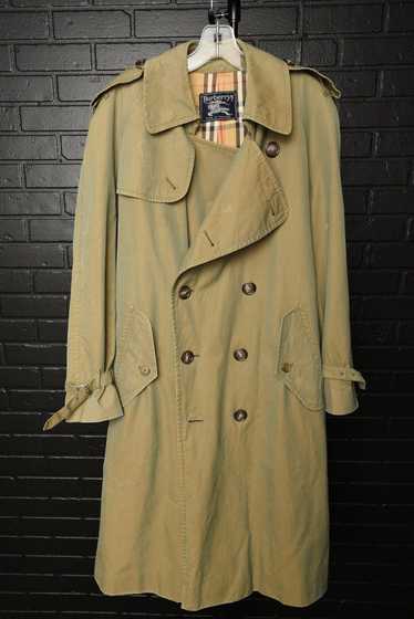 Burberry vintage authentic burberrys trench coat m