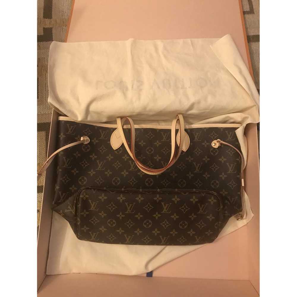 Louis Vuitton Neverfull leather tote - image 4