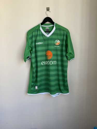 Soccer Jersey × Umbro × Vintage IRELAND 2003-04 H… - image 1