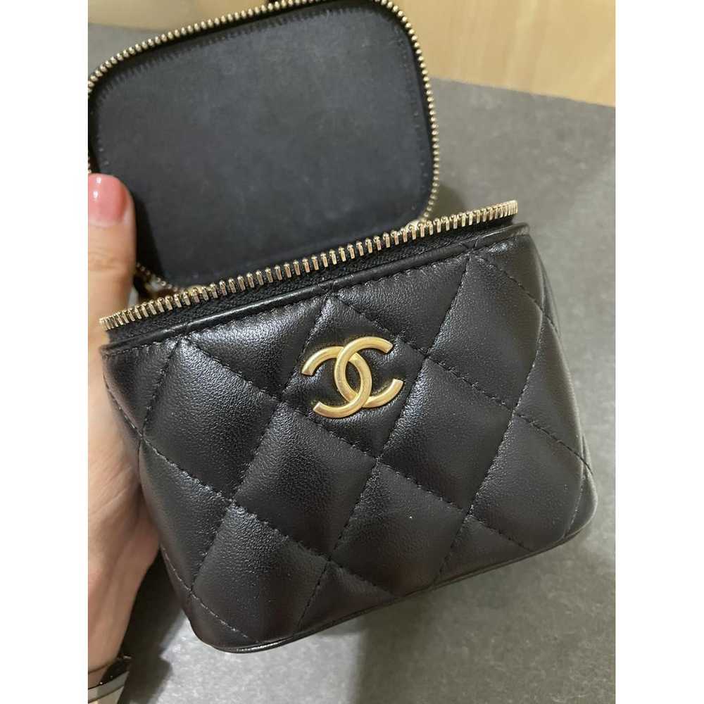 Chanel Vanity leather crossbody bag - image 8