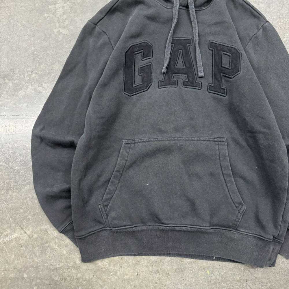 Gap × Streetwear × Vintage Y2K GAP BLACK SKATER H… - image 3