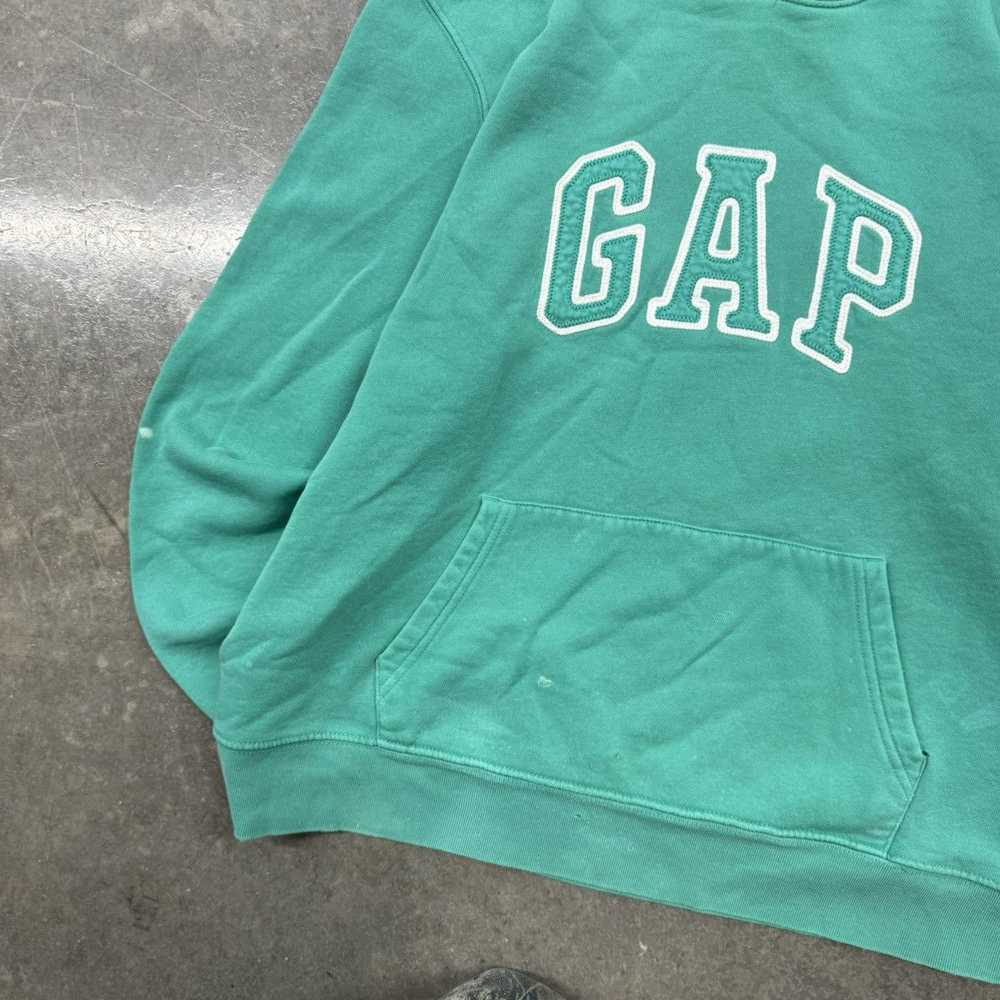 Gap × Streetwear × Vintage VINTAGE Y2K GAP EMBROI… - image 3