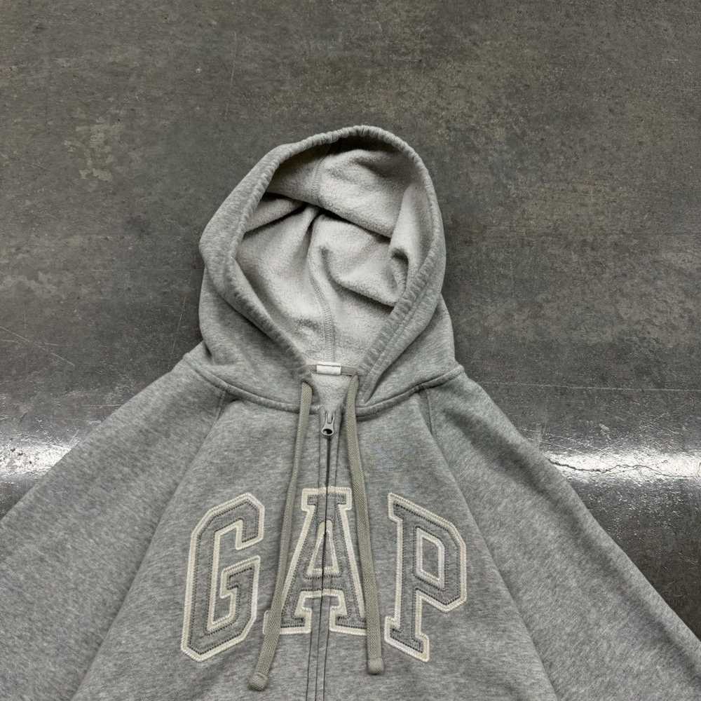 Gap × Streetwear × Vintage VINTAGE Y2K GAP EMBROI… - image 2