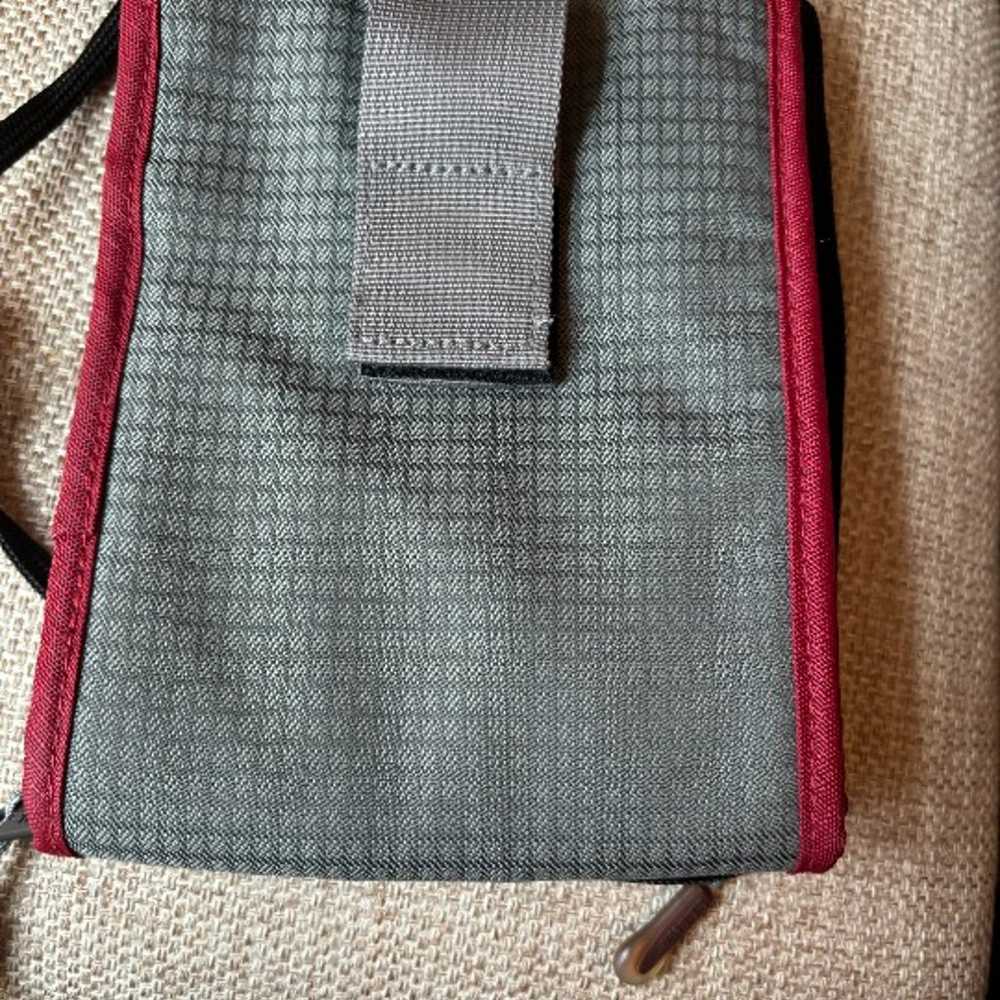 Vintage L.L. Bean Red  & Gray Crossbody Organizer… - image 4