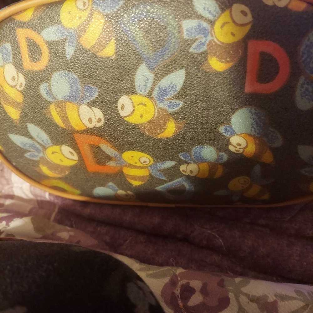 Dooney &Bourke  Bee Bucket Bag - image 9