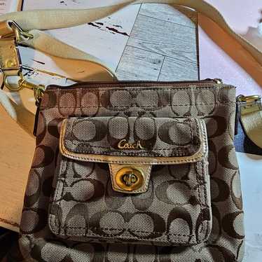 Signature Coach Crossbody Penelope Vintage