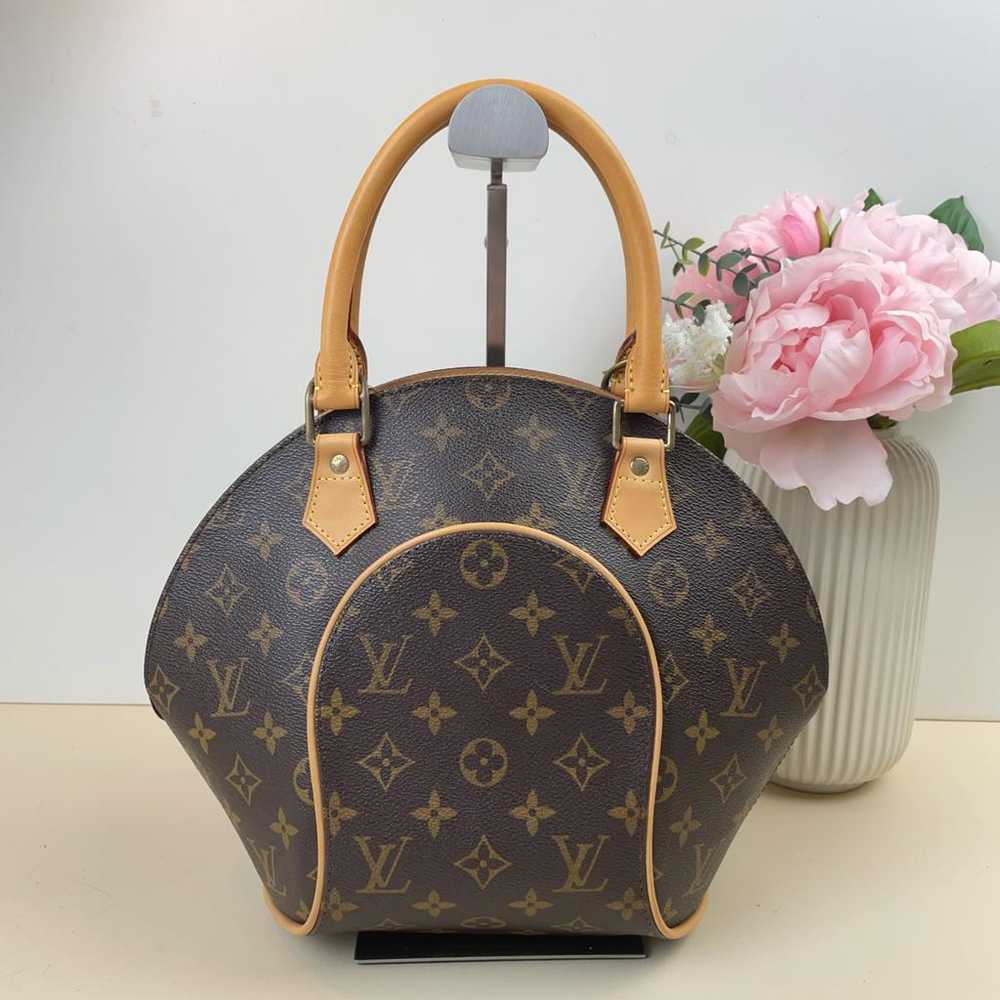 Louis Vuitton Ellipse leather handbag - image 2