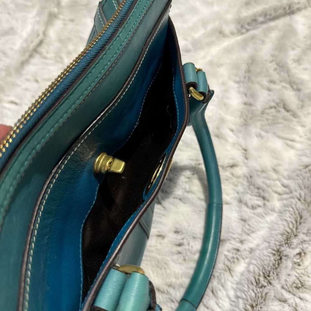 Coach shiny Hamptons blue leather bag - image 9