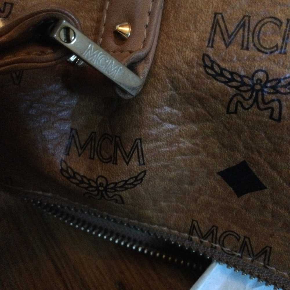 MCM cognac Papillon - image 10