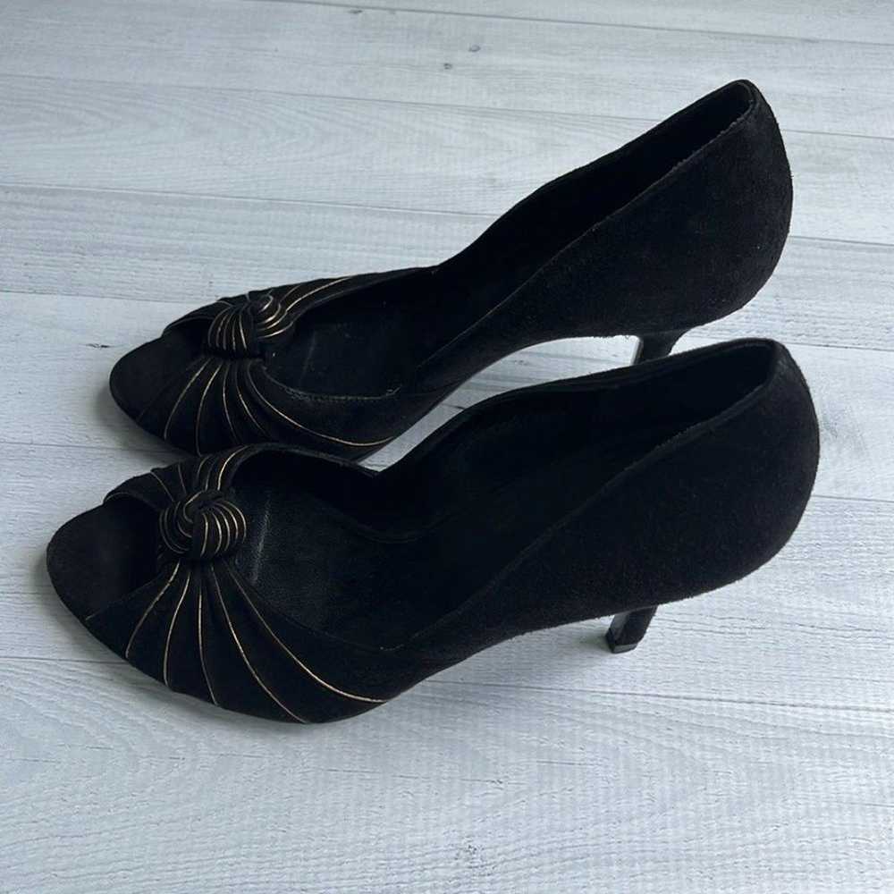 Gucci Vintage Black Suede Knotted Gold Lined Peep… - image 6