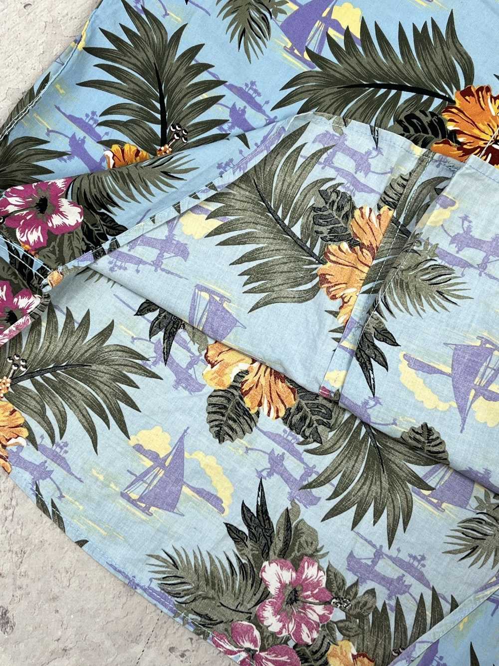 Crazy Shirts × Hawaiian Shirt × Surf Style Vintag… - image 5