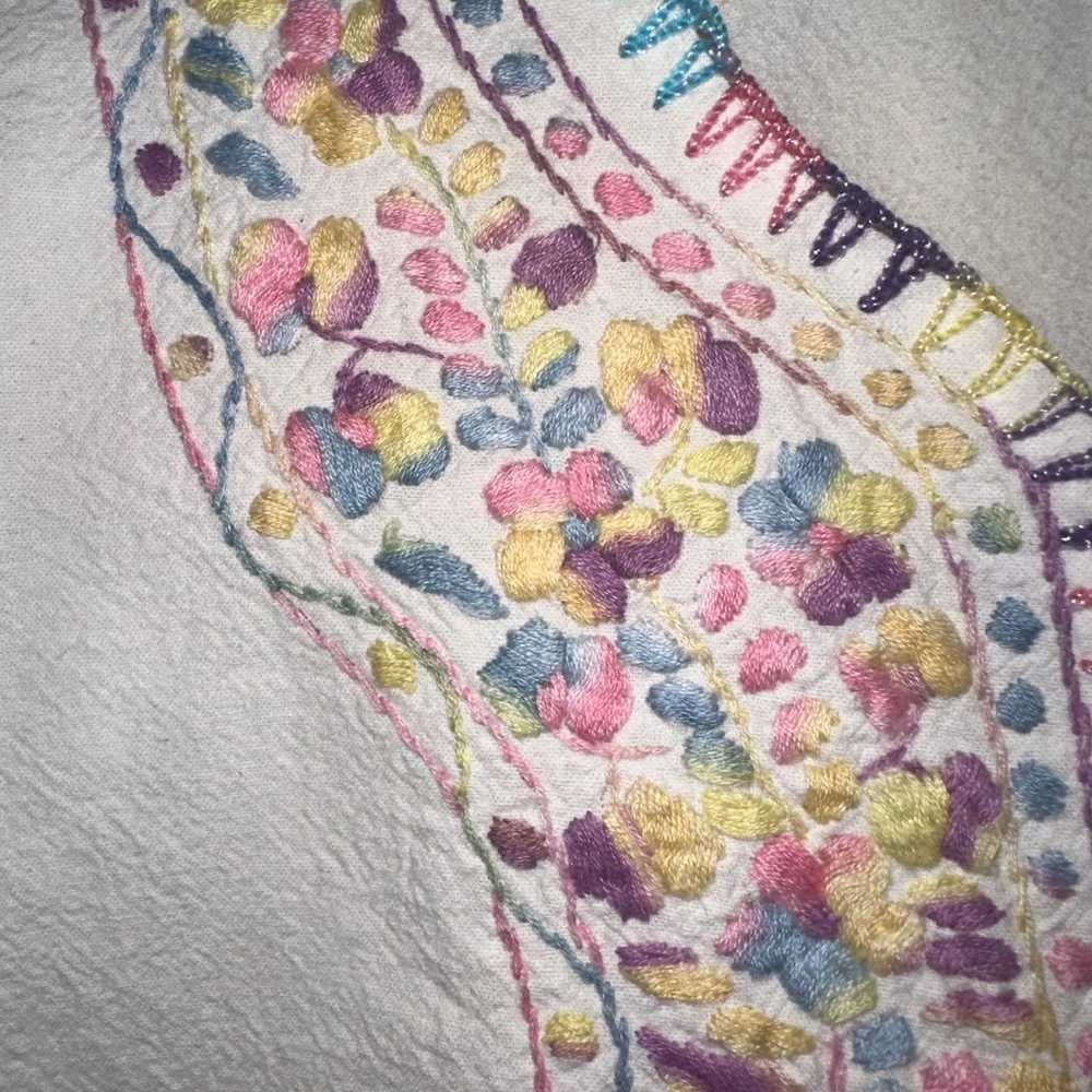 NWOT Handmade In Mexico, Pastel Colored Embroider… - image 3