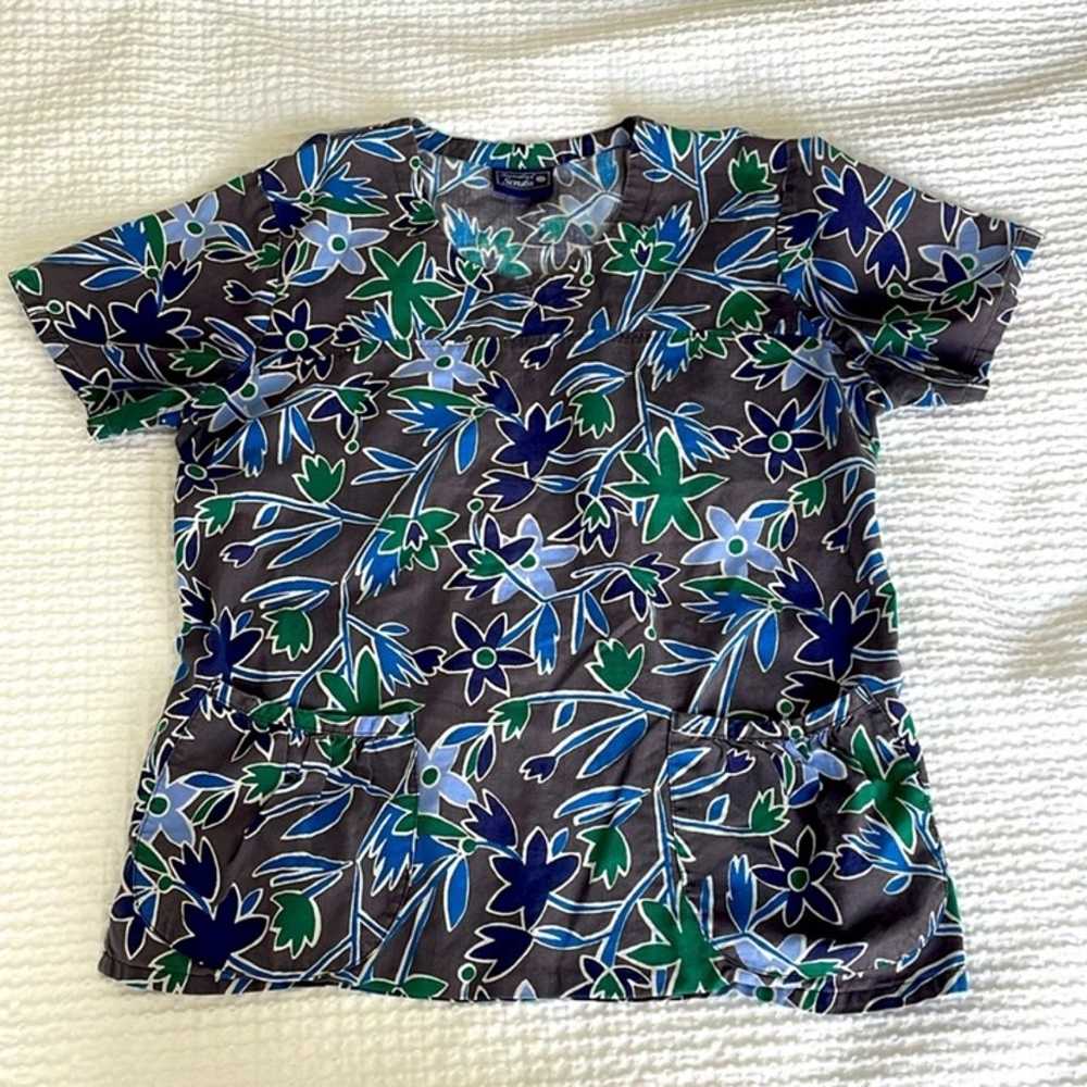 Sanibel scrub top - image 2