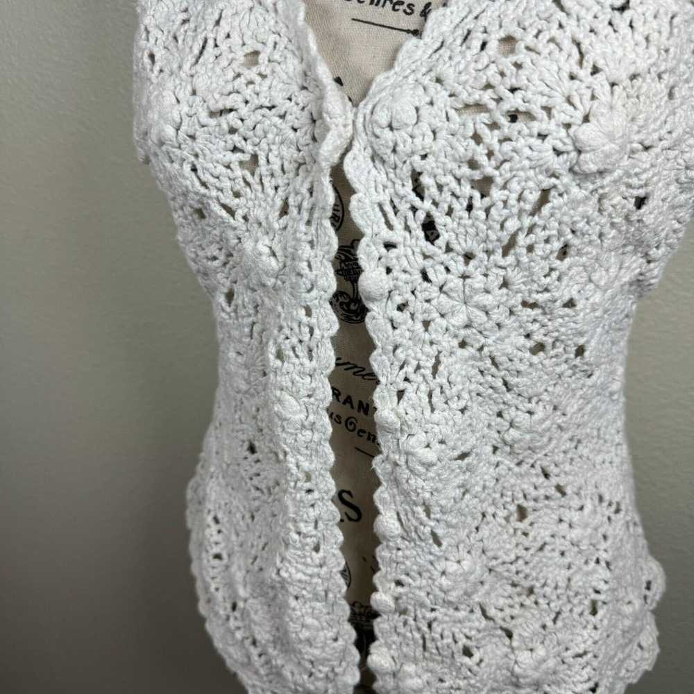 Vintage Express Tricot White Crochet Knit Tank Ve… - image 3