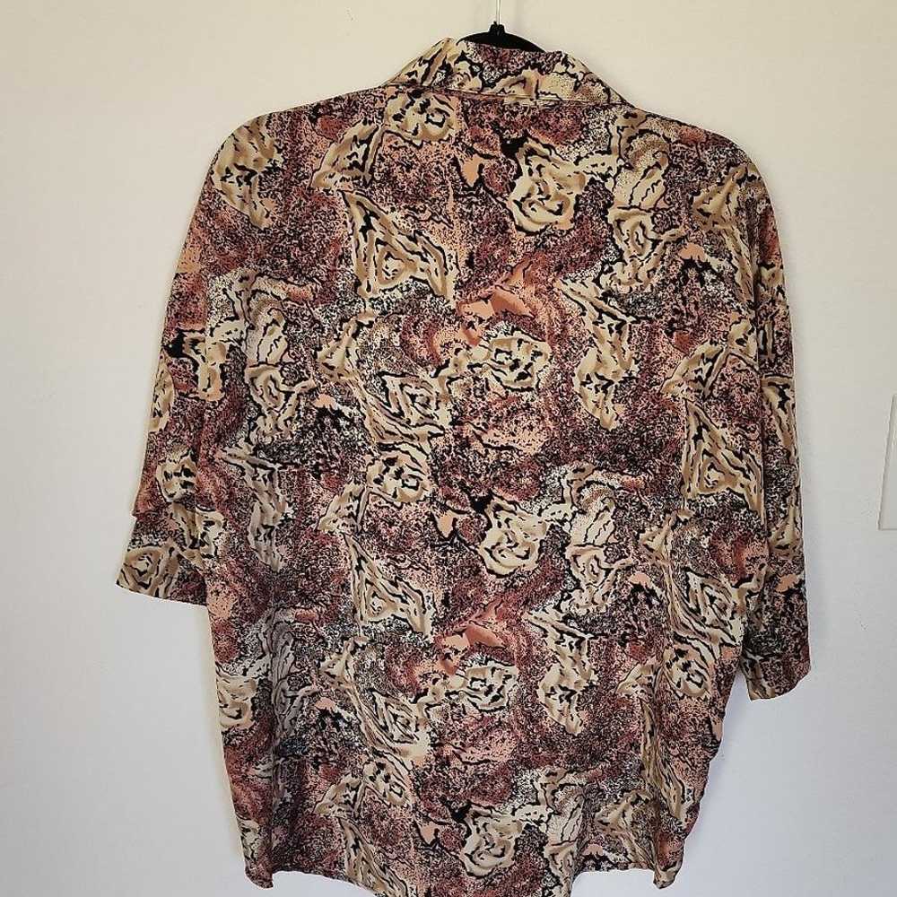 Abstract Print Vintage Button up - image 5